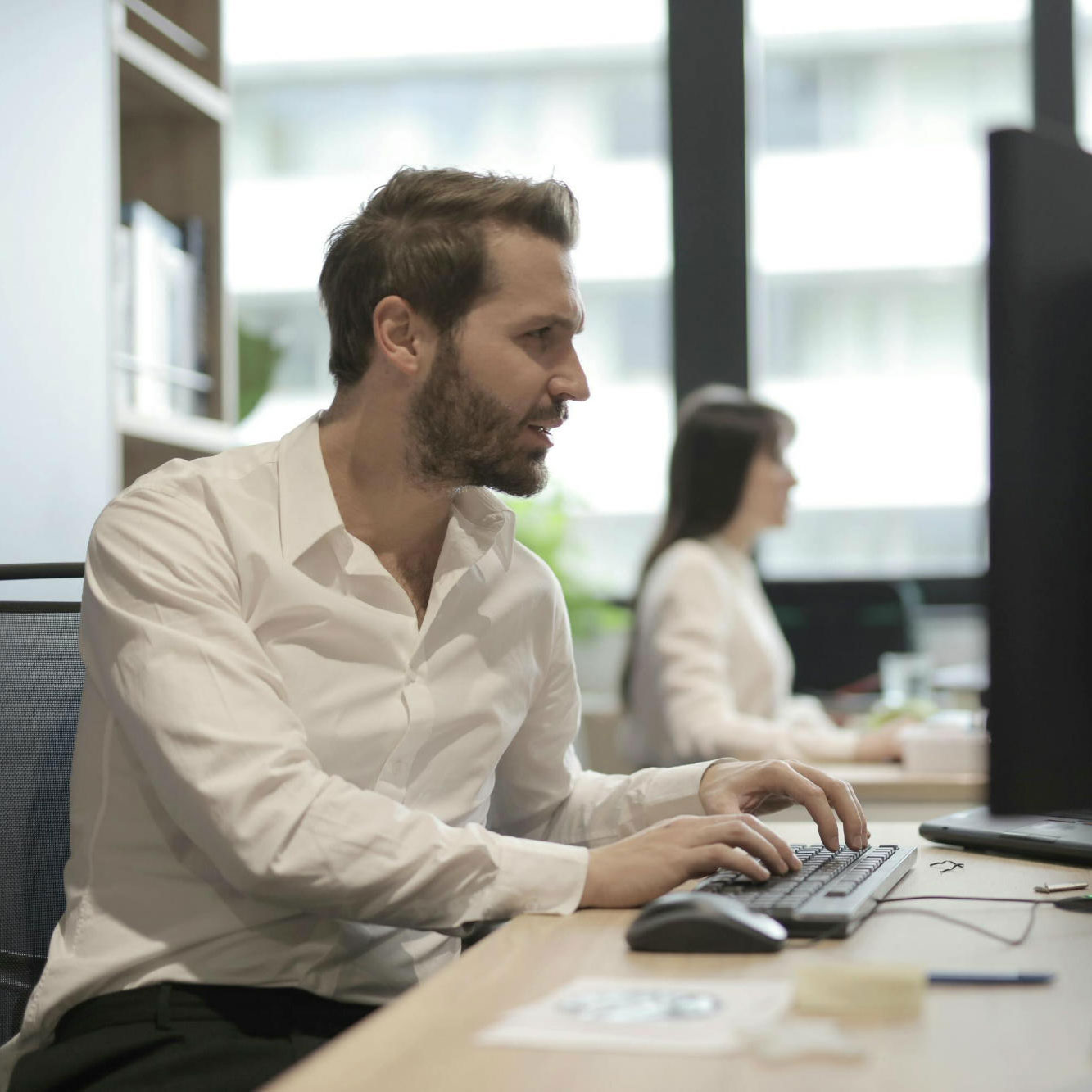 Referente interno che presenta Break & Move ai colleghi